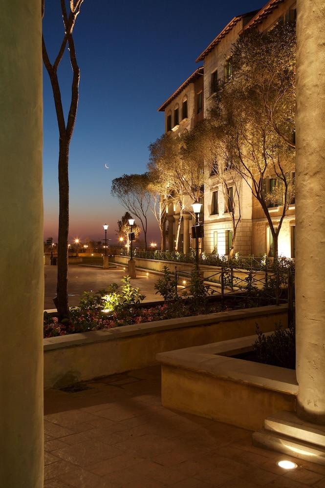 Piazza Hotel Montecasino Sandton Bagian luar foto