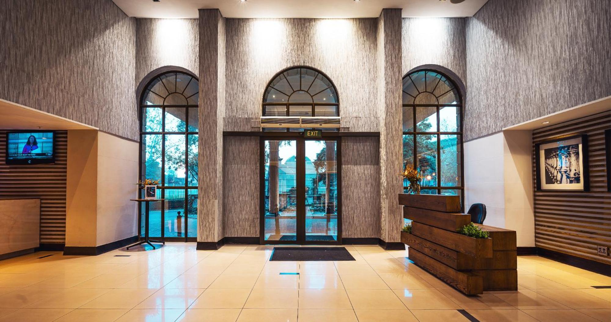 Piazza Hotel Montecasino Sandton Bagian luar foto